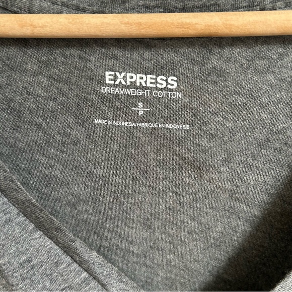 Express Butterfly T-shirt/Top - Picture 3 of 7